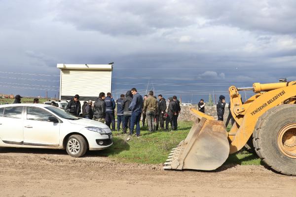 Diyarbakır'da köyün ortak merasında 'kaçak yapı' gerginliği