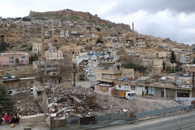 Mardin'de tarihi siluet gün yüzüne çıkıyor