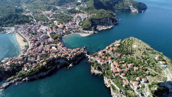 Amasra'nın 6 bin 600 olan nüfusu bayramda 50 bine çıkacak