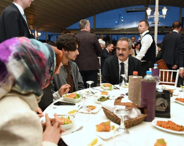 Bakan Özer: Ordu'yu çok daha iyi noktalara taşımak için çaba sarf edeceğiz (2)