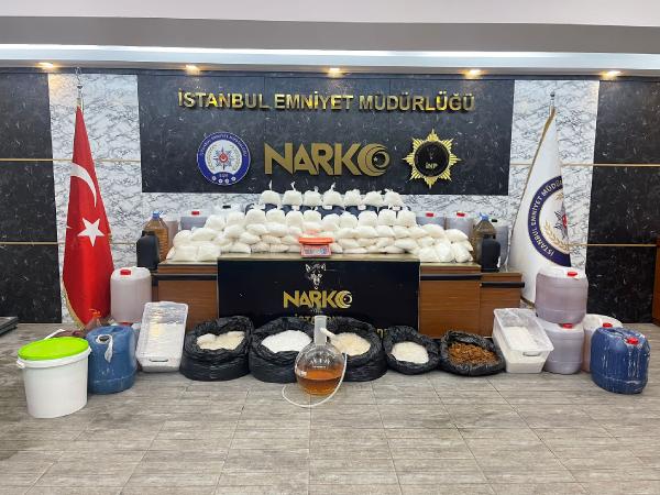 Bakan Soylu: İstanbul'da 654 kilo metamfetamin ele geçirildi