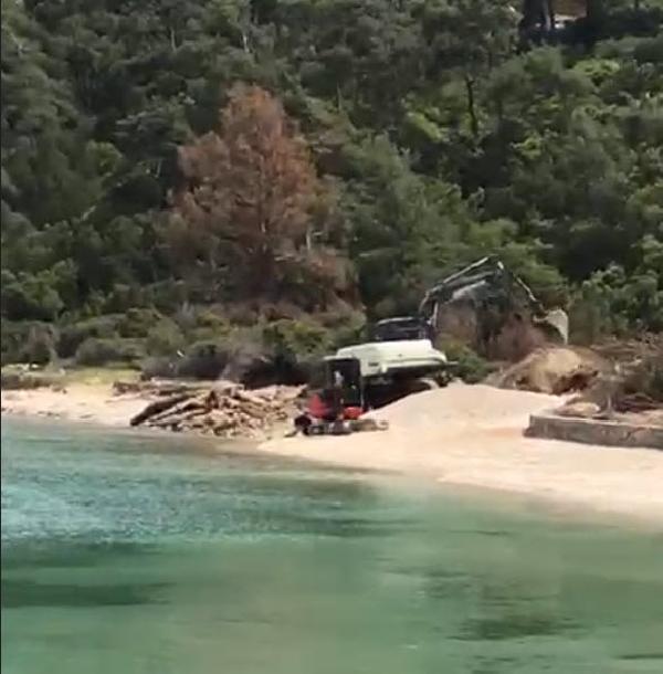 Bodrum'da sahile beyaz kum döken firmaya işlem / Ek fotoğraf