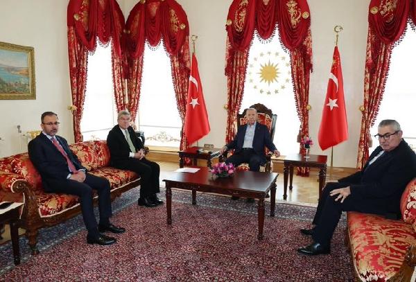 Cumhurbaşkanı Erdoğan, Uluslararası Olimpiyat Komitesi Başkanı Bach'i kabul etti 