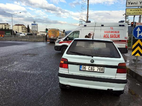 Direksiyonda kalp krizi geçirdi, aracını yol ortasında durdurup yardım istedi