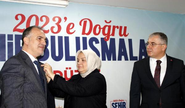 Düzce'de TDP’den istifa eden 44 kişi, AK Parti’ye katıldı