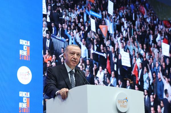 Erdoğan: İnsanlarımızın ev hayalinin ufkunu değiştirdik