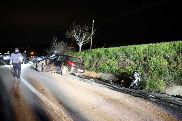 Gaziantep'te zincirleme kaza; 1'i polis 2 ölü, 4 yaralı