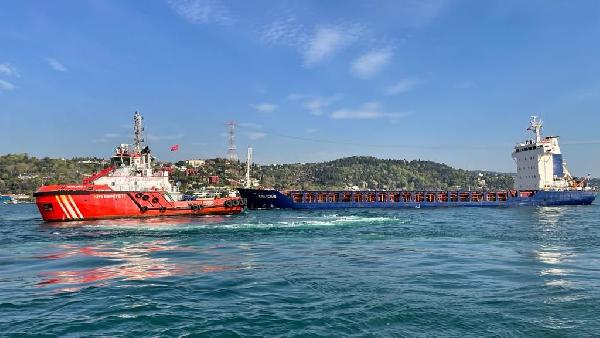 İstanbul Boğaz'ında arıza yapan kargo gemisi Ahırkapı’ya demirledi