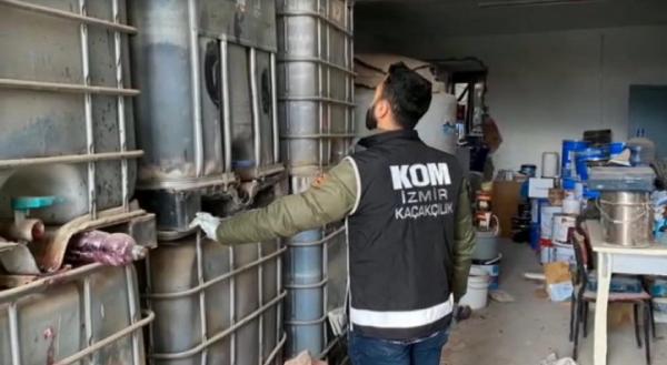 İzmir'de 46 ton kaçak akaryakıt ele geçirildi