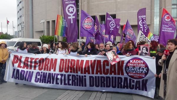 Kadın Cinayetlerini Durduracağız Platformu'nun feshi davası: Öldürülen kadınların yakınları tanıklık yaptı