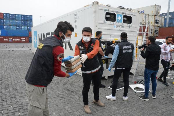 Mersin Limanı'nda, konteynerde 97,5 kilo kokain ele geçirildi/ Ek fotoğraflar