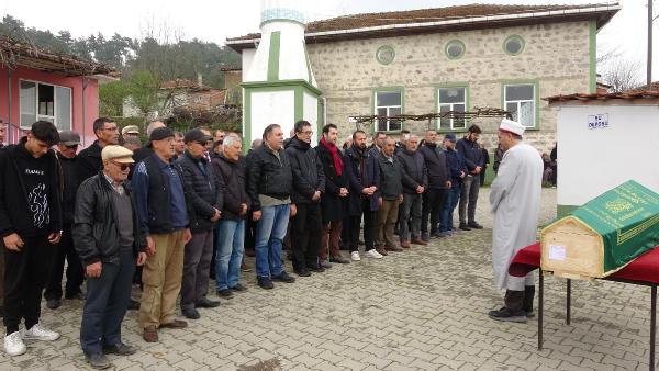 Ödüllü yönetmen Ceylan'ın annesi Çanakkale'de toprağa verildi