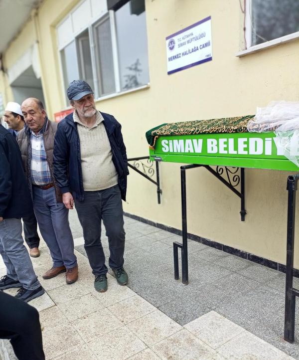 Polis lojmanında başından vurulmuş bulunan Yeşim, son yolculuğuna duvakla uğurlandı