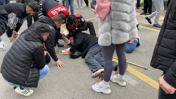 Polisin kullandığı motosikletin çarptığı yaya yaralandı