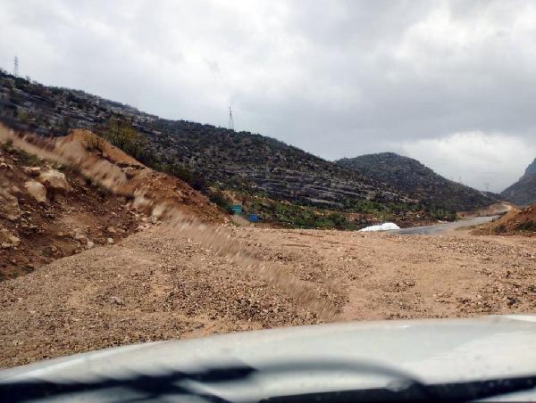 Siirt’te sağanak heyelanlara yol açtı