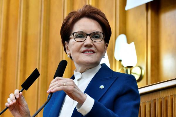 TBMM'de kürsüden mermi atan Akşener: Bizi kurşun mu korkutacak