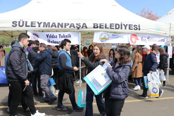 Tekirdağ'da 'Üniversite Tanıtım Fuarı' kapılarını açtı