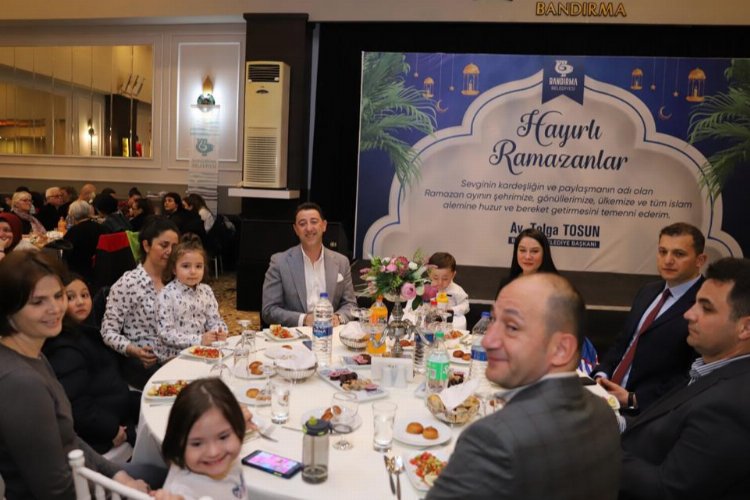 Bandırma Belediyesi'nden 'özel' iftar