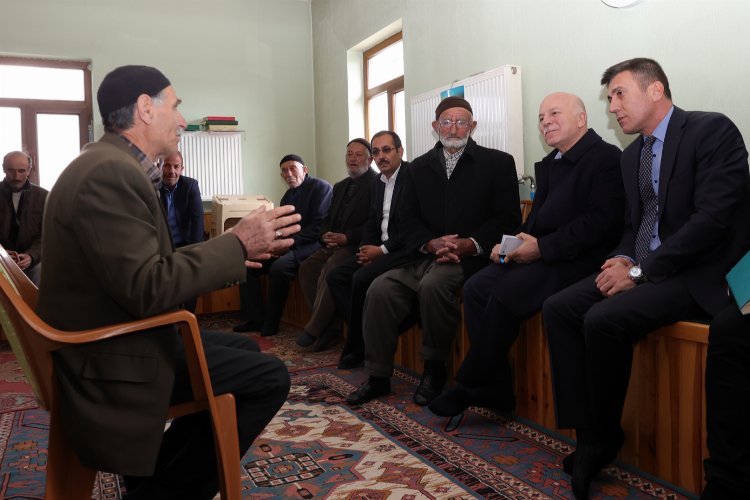 Başkan Sekmen güney ilçelerine adeta karargâh kurdu