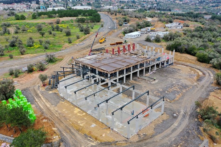 Darıca Millet Bahçesi'nde 3. Etap tam gaz sürüyor