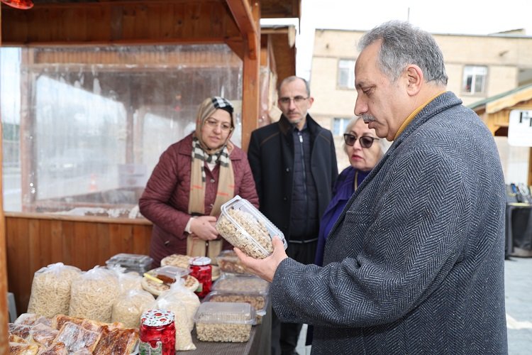 El emeği ürünlerin Talas'taki merkezi Maharetli Eller