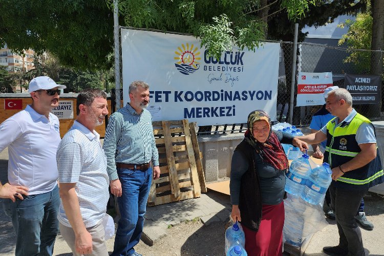 Gölcük, Hatay'a desteğini sürdürüyor