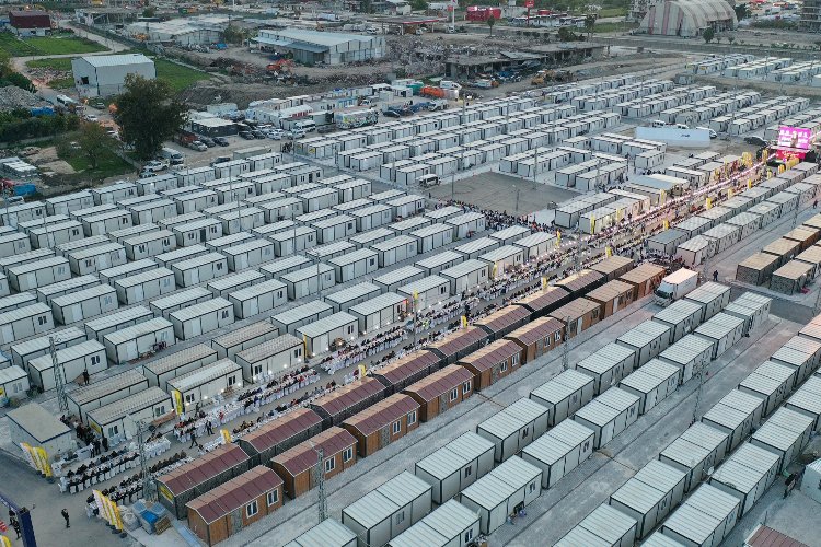 Hatay'da 'Konya Konteyner Kent'in ilk etabına iftarlı açılış