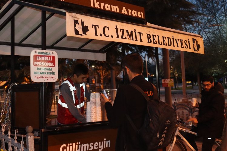 İzmit'ten iftarda sıcak çorba hizmeti