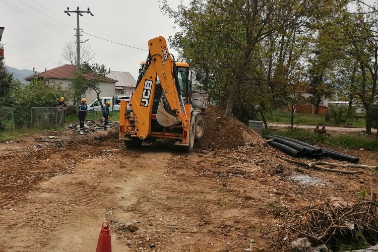 Sakarya Akyazı'da altyapı çalışmaları sürüyor