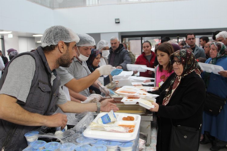 Saray'da binler iftarda buluştu