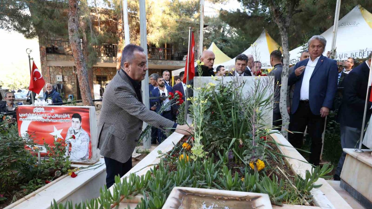 Başkan Böcek Ramazan Bayramı’nı Gaziantep Nurdağı’nda karşıladı