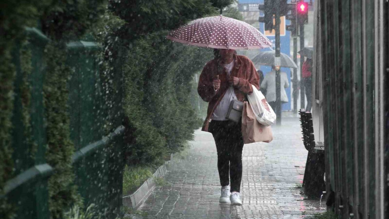 Bayburt’ta kuvvetli yağış uyarısı