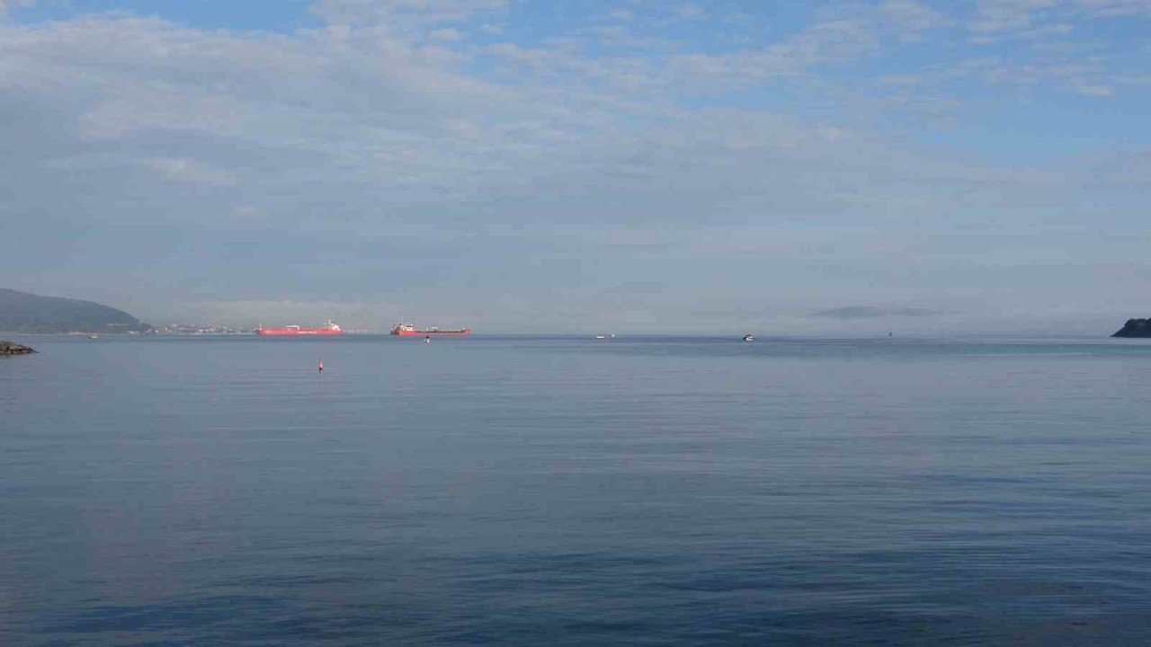 Çanakkale Boğazı sis nedeniyle kapandı