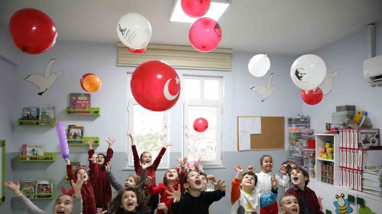 Efeler’in minik yüreklerinden depremzede anneler için büyük kampanya