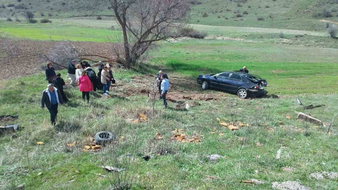 Erzincan’da trafik kazası: 3 yaralı