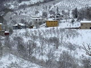 İlkbaharın ortasında kar sürprizi