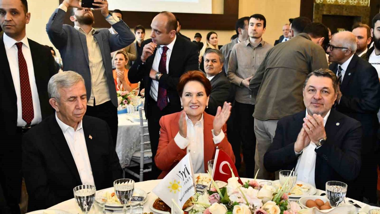 İYİ Parti Genel Başkanı Akşener: “Ben başbakan olmayı hedef seçtim“