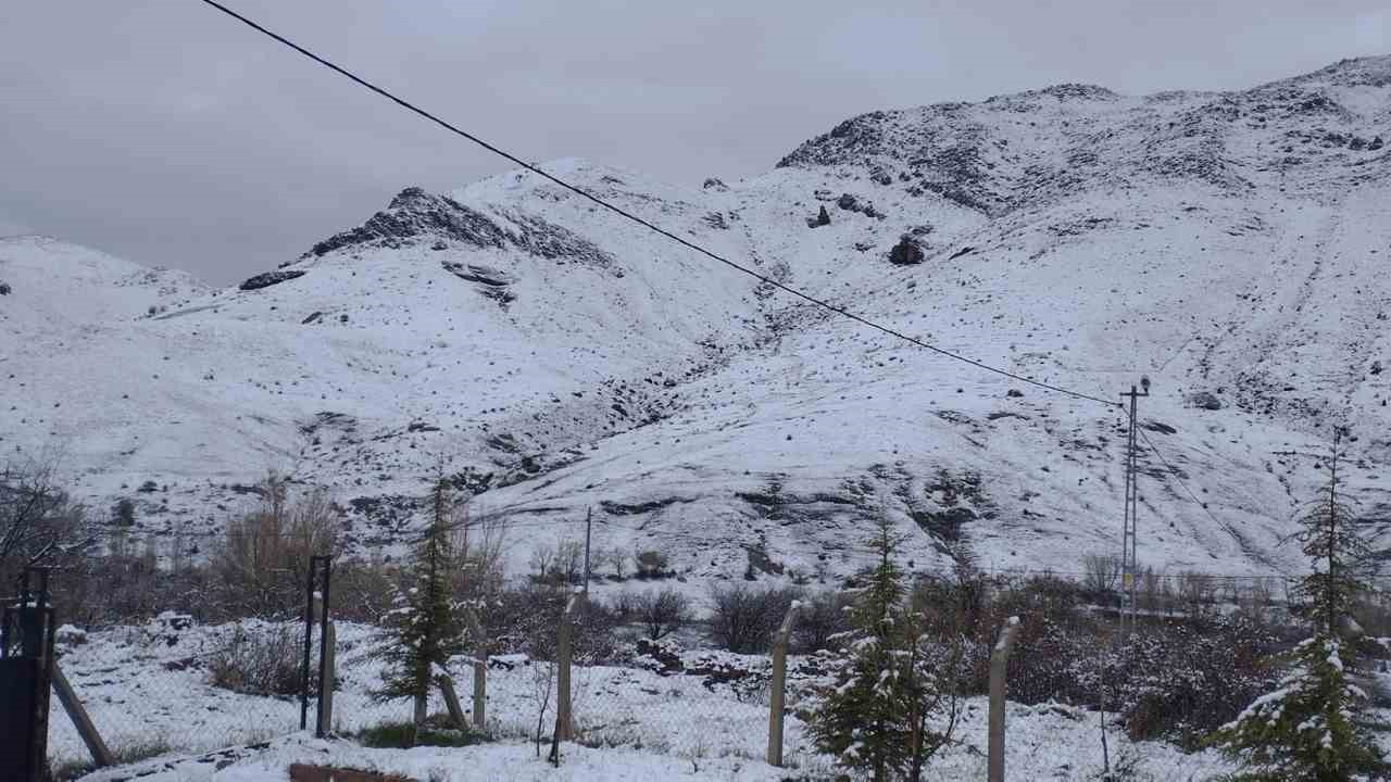 Malatya’da kar yağışı etkili oldu