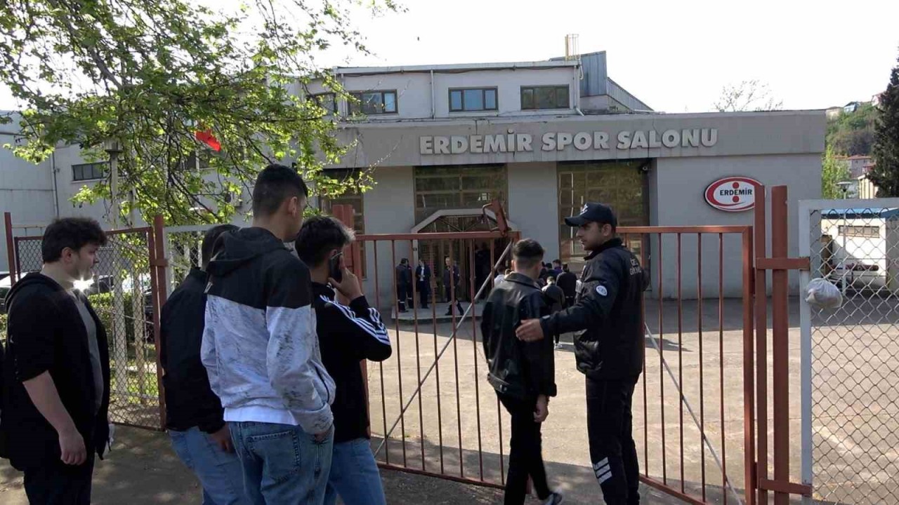 Meslek lisesi mezunları işe alımlarda 5 yıl ikamet şartı istedi