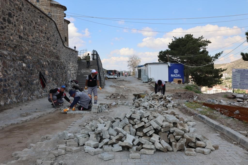 Nevşehir’de kent ormanı yenileniyor