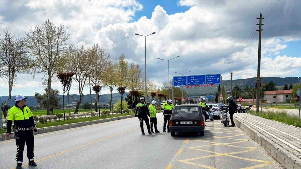 Polis bayram tedbirlerini arttırdı