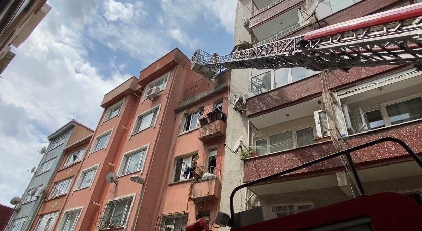 Şişli’de 4 katlı binada 2 ay arayla yangın çıktı