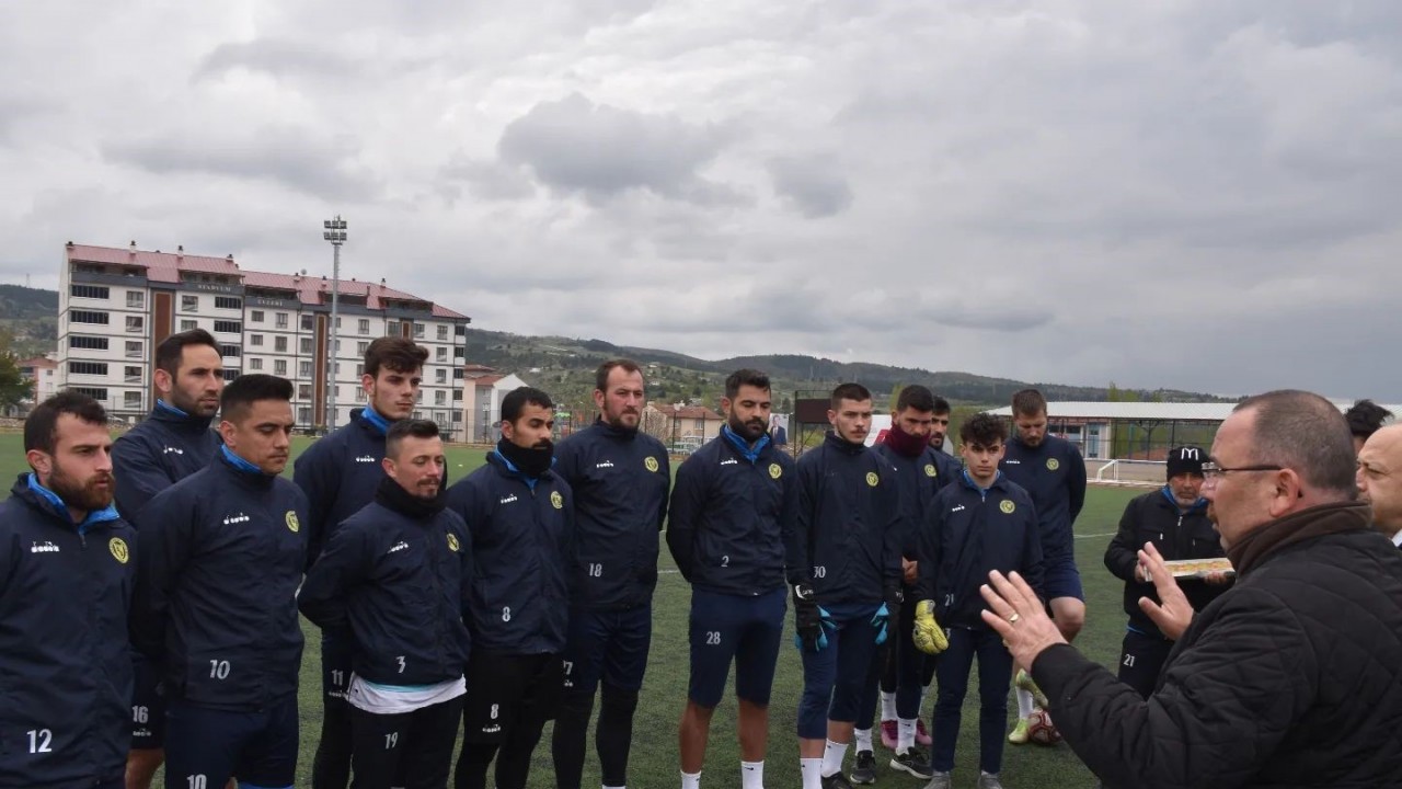 Söğütspor zorlu 1969 Bilecik Spor Kulübü maçı öncesi tüm hazırlıkları tamamladı