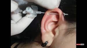 Tragus Piercing: Kulağınızın Yeni Modası