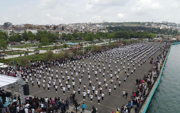 19 Mayıs'ta, 1919 lise öğrencisi 'Tekirdağ karşılaması' oynadı