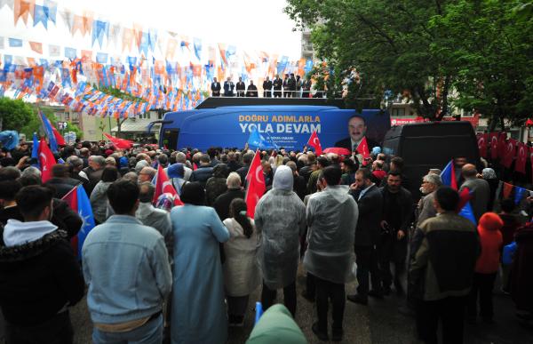 Bakan Varank: O zamanlar terörü temizleseydiniz de bu petrolü siz bulsaydınız (2)