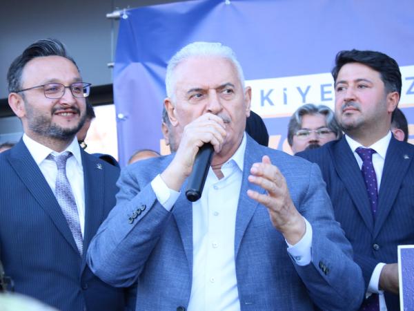 Binali Yıldırım: Kılıçdaroğlu gelirse, mahpushaneler boşalacak, Öcalan serbest kalacak (2)