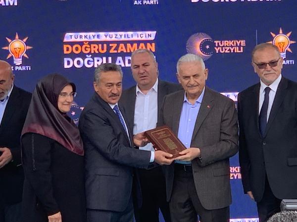 Binali Yıldırım: Siyaset bel altından yapılmamalı (2)