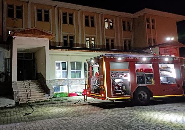 Bolu'da öğrenci yurdunda çıkan yangın söndürüldü