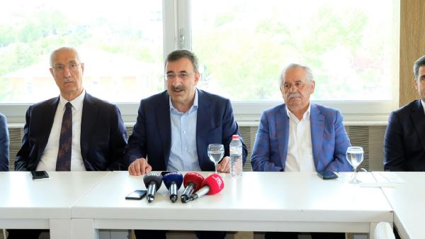 Cevdet Yılmaz: Milliyetçi birtakım söylemleri şimdi çok keskin bir şekilde dile getirme çabası içindeler